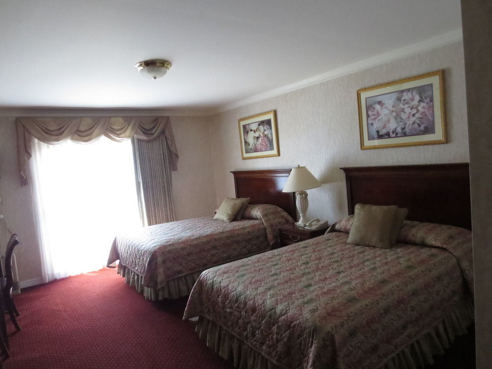 Ballston Spa Roosevelt Inn & Suites Saratoga Springs מראה חיצוני תמונה