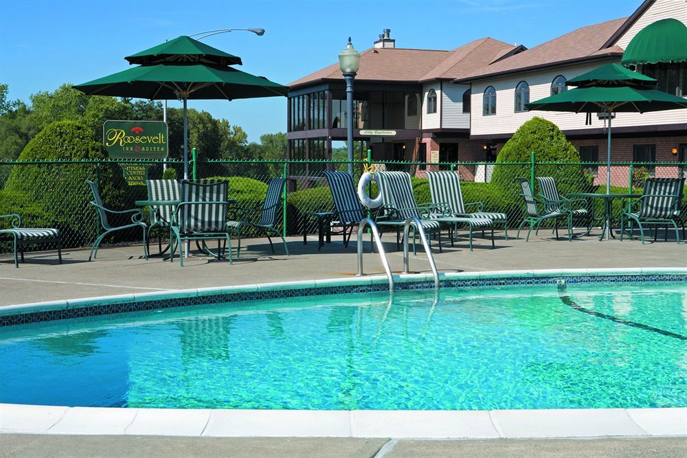 Ballston Spa Roosevelt Inn & Suites Saratoga Springs מראה חיצוני תמונה